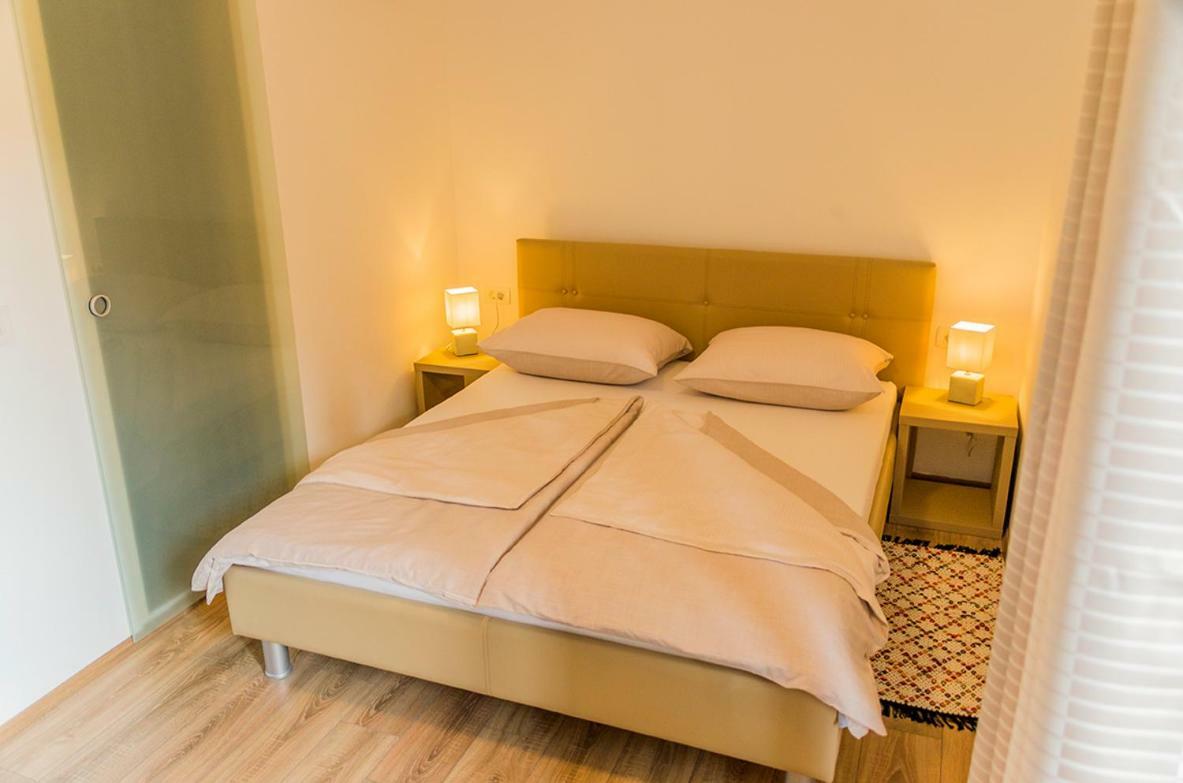 Guesthouse Klaudia Abbazia Esterno foto